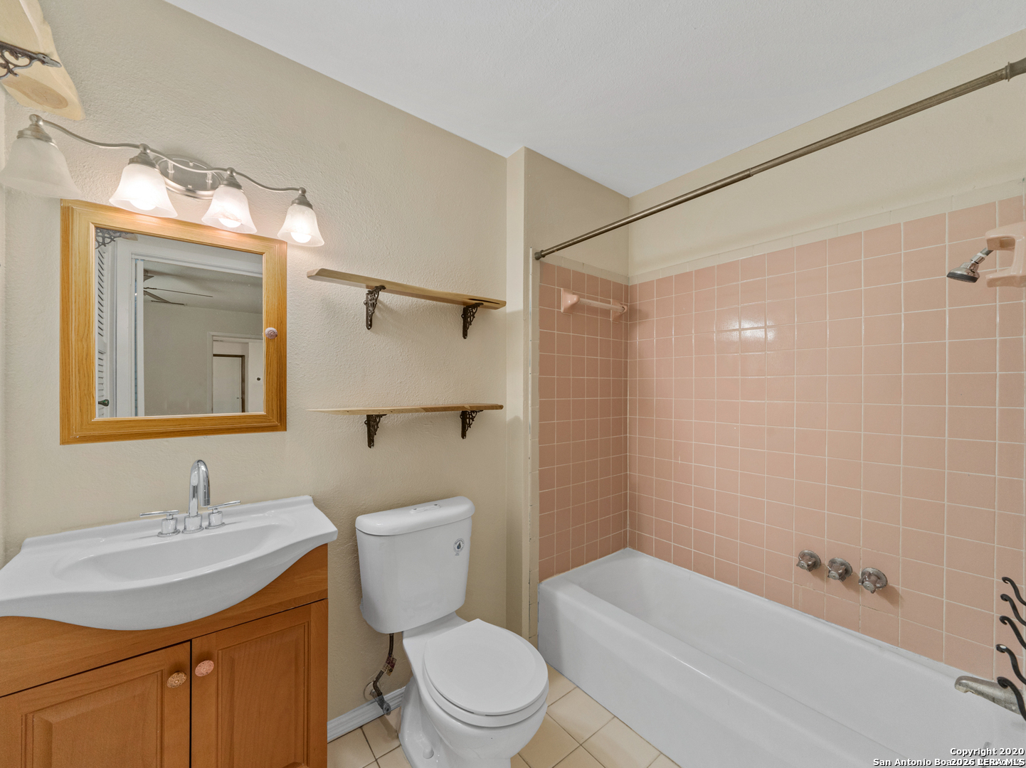 12509 Sandpiper Live Oak TX 78233