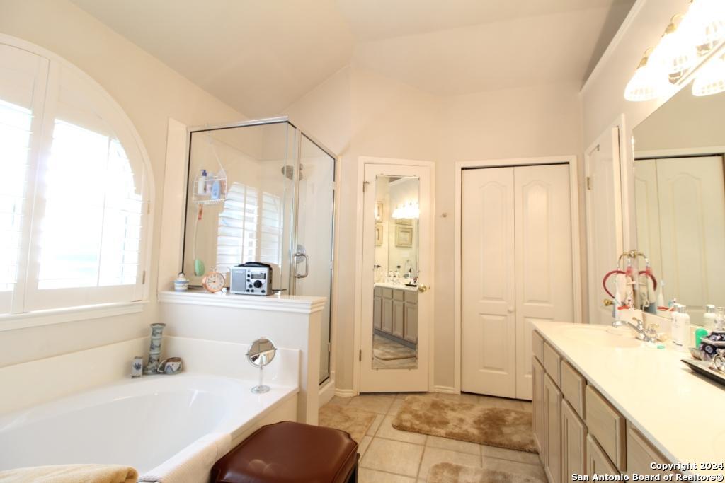 8 Dallari Court San Antonio TX 78216