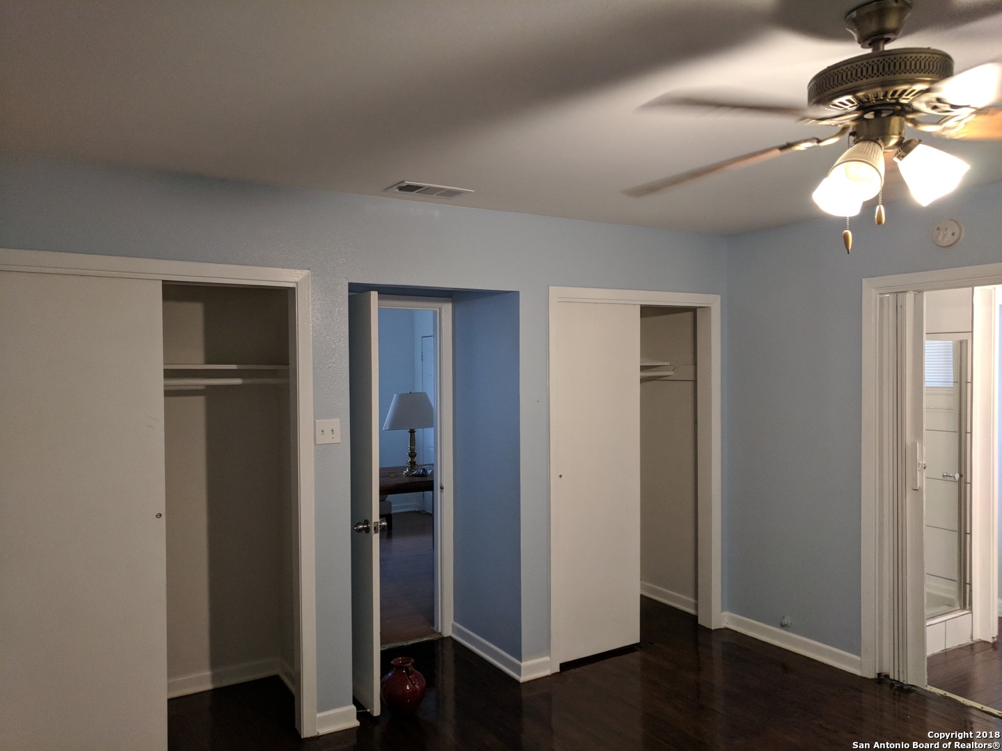 2011 W Houston Street San Antonio TX 78207