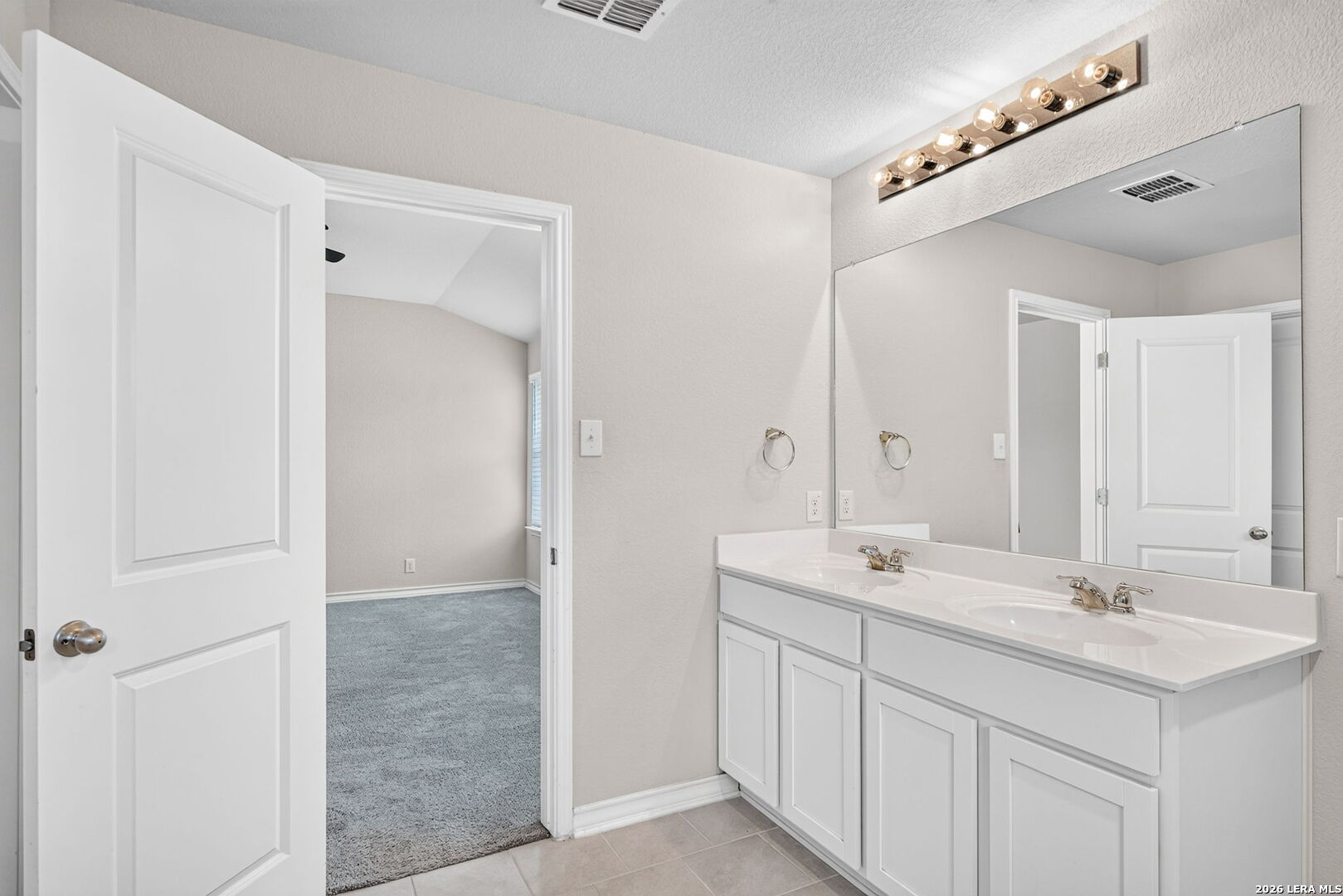 4518 Chalk Flats San Antonio TX 78253