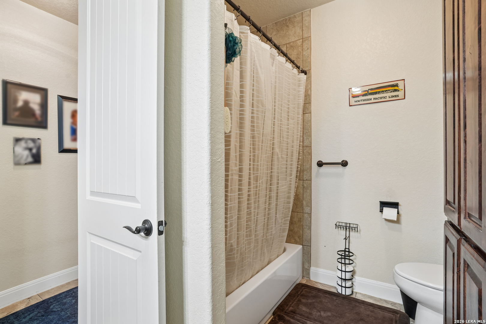 137 Fairway Floresville TX 78114