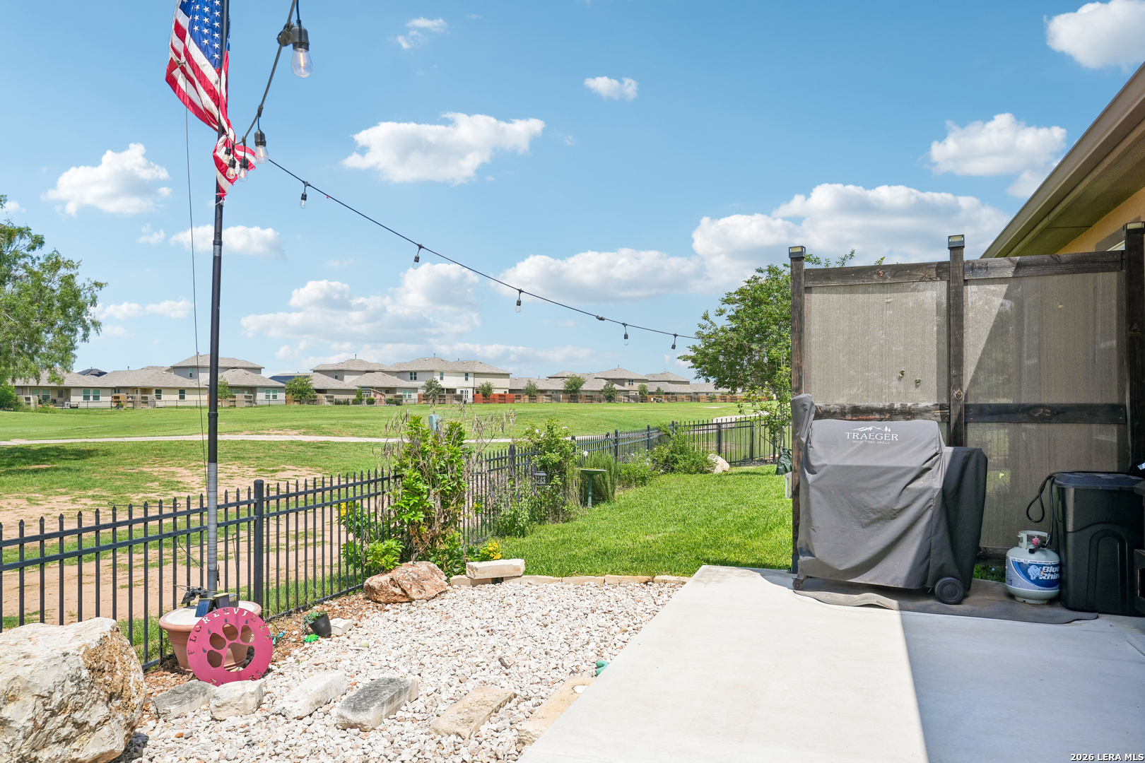 137 Fairway Floresville TX 78114