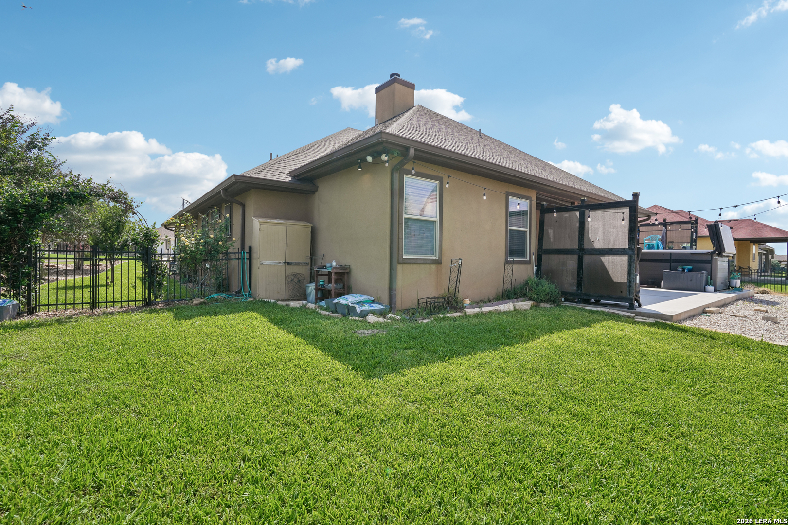 137 Fairway Floresville TX 78114