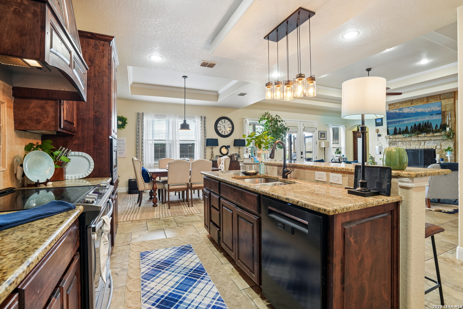 137 Fairway Floresville TX 78114