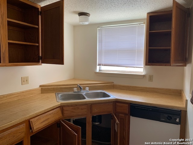 6307 Bostonian San Antonio TX 78218