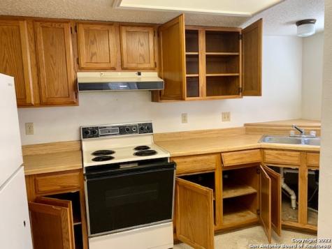 6307 Bostonian San Antonio TX 78218