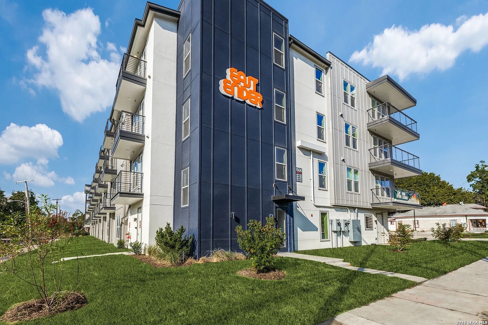 1506 N Prairie Avenue Dallas TX 75204