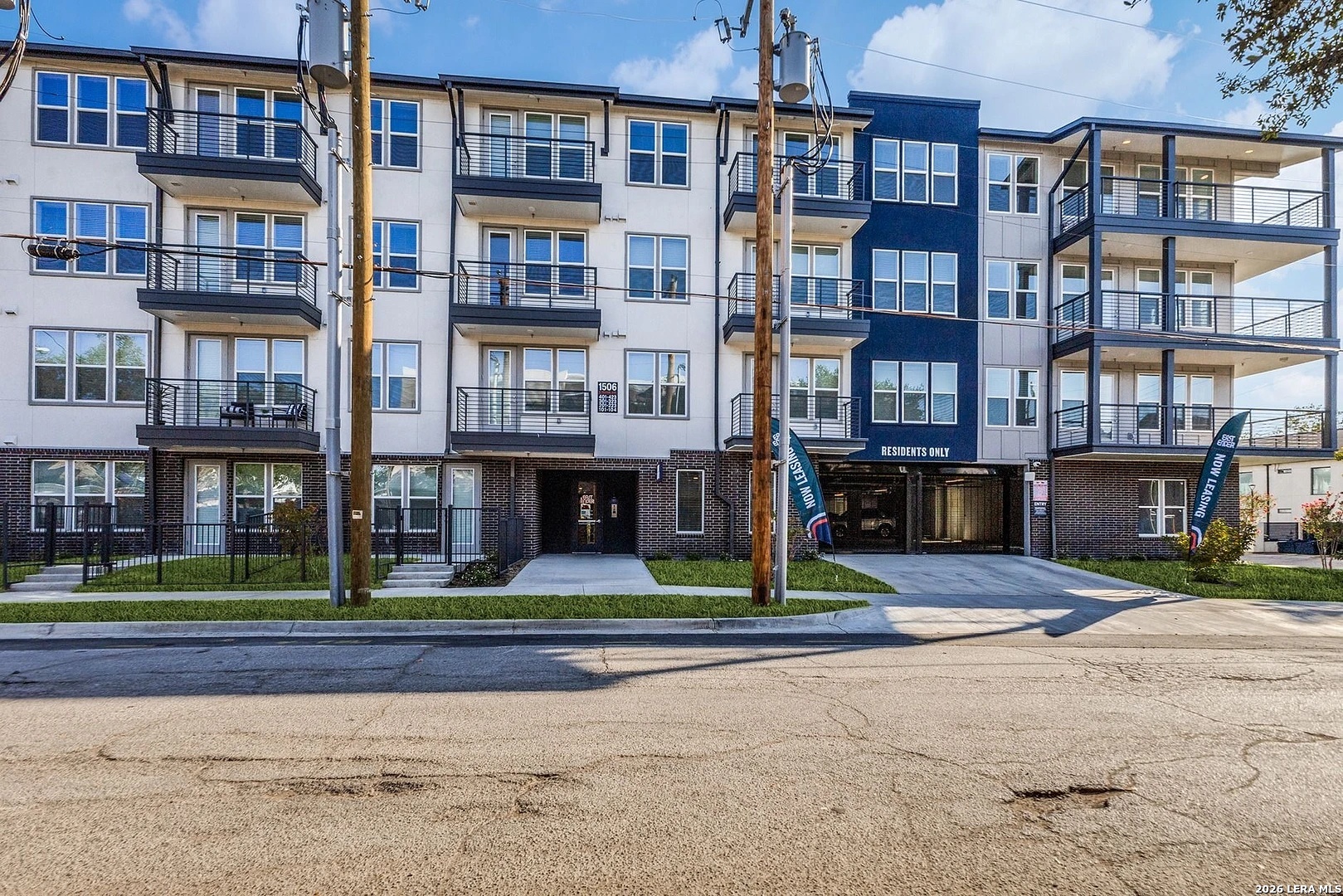1506 N Prairie Avenue Dallas TX 75204