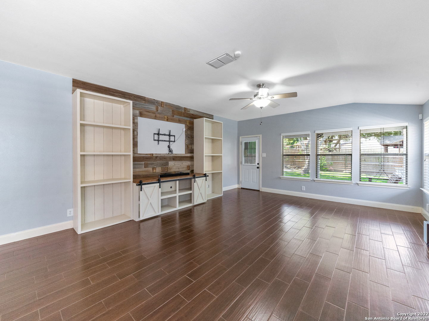 9807 Sandie Helotes TX 78023