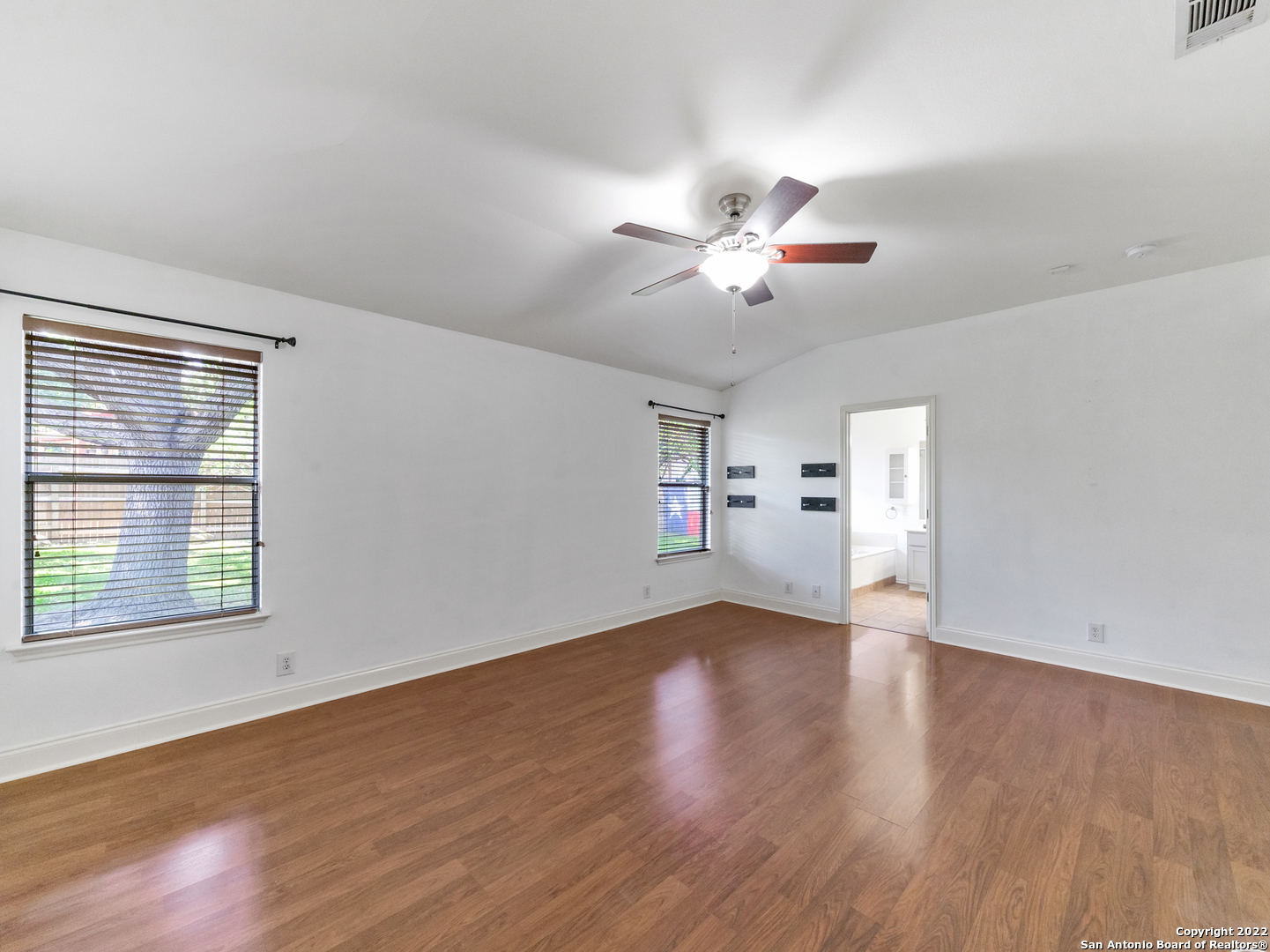 9807 Sandie Helotes TX 78023