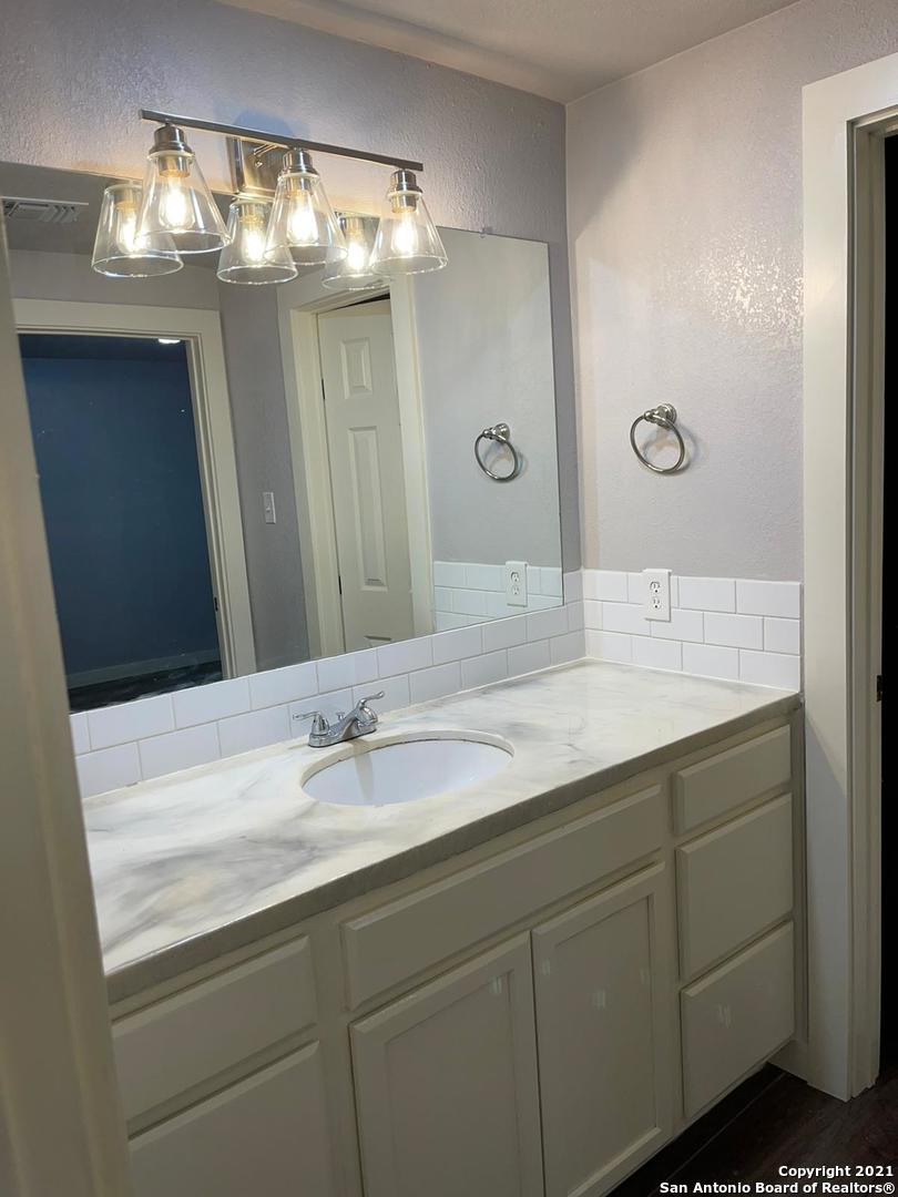 520 Gentleman San Antonio TX 78201