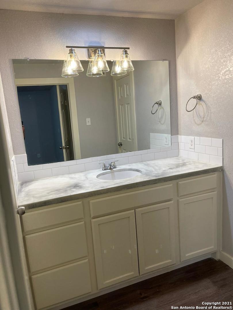 520 Gentleman San Antonio TX 78201