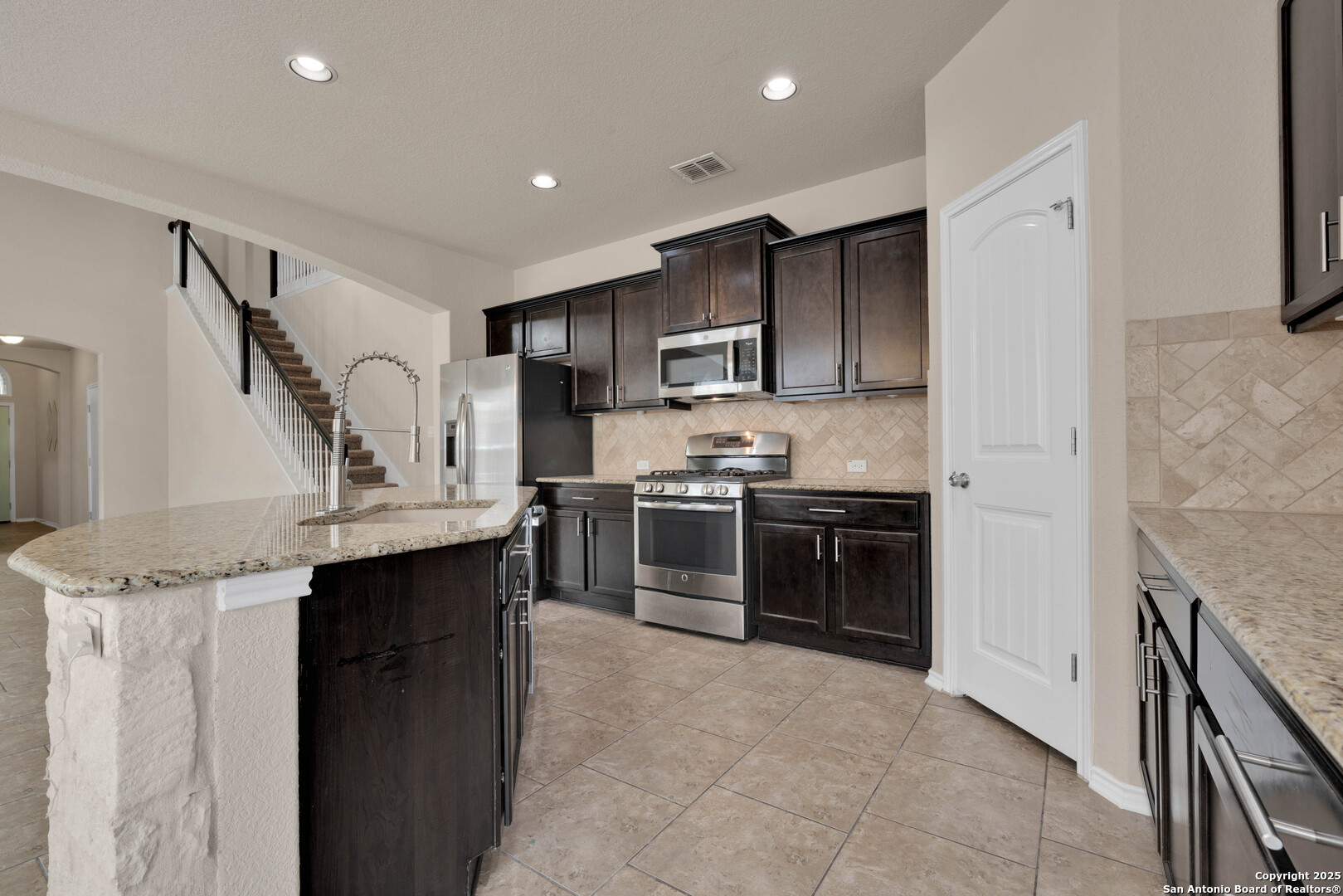 6726 Indian Lodge San Antonio TX 78253