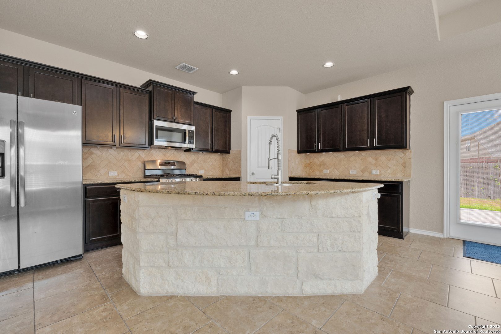 6726 Indian Lodge San Antonio TX 78253