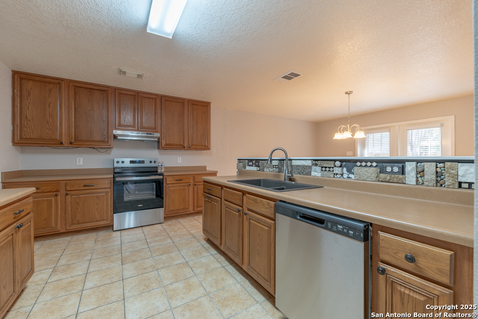 7734 Barhill Post San Antonio TX 78254