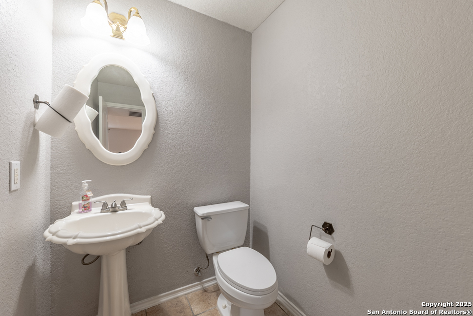 7734 Barhill Post San Antonio TX 78254