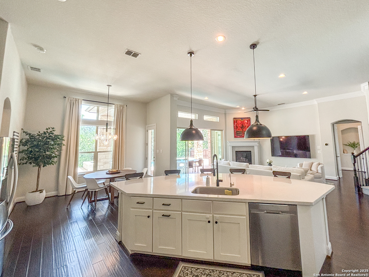 17814 Hillsedge San Antonio TX 78257