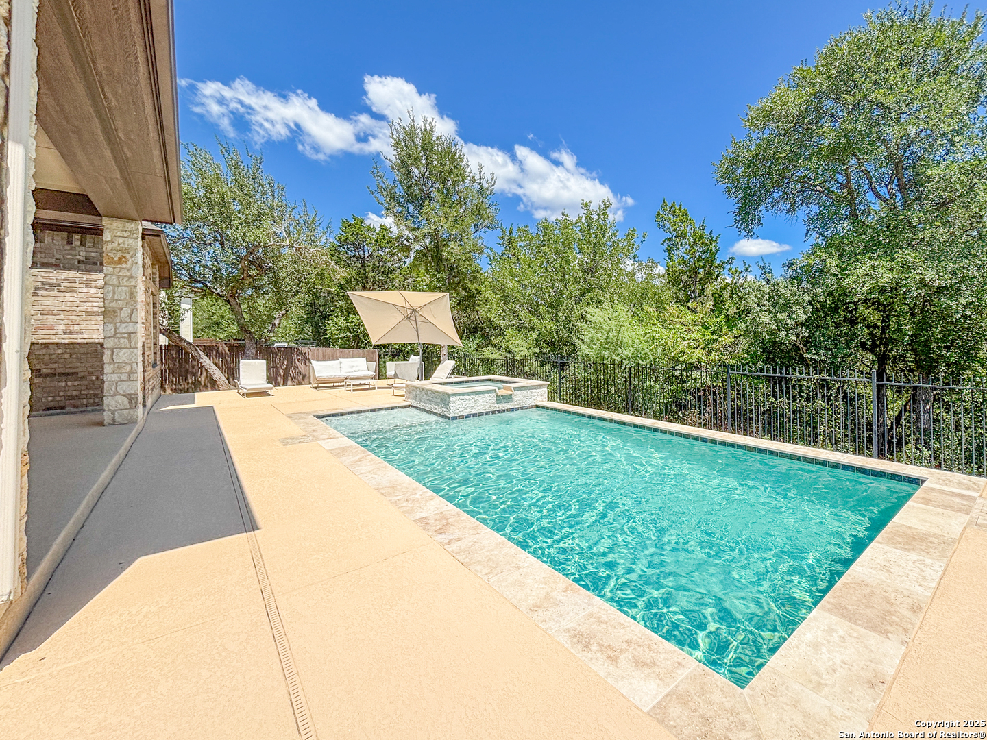 17814 Hillsedge San Antonio TX 78257