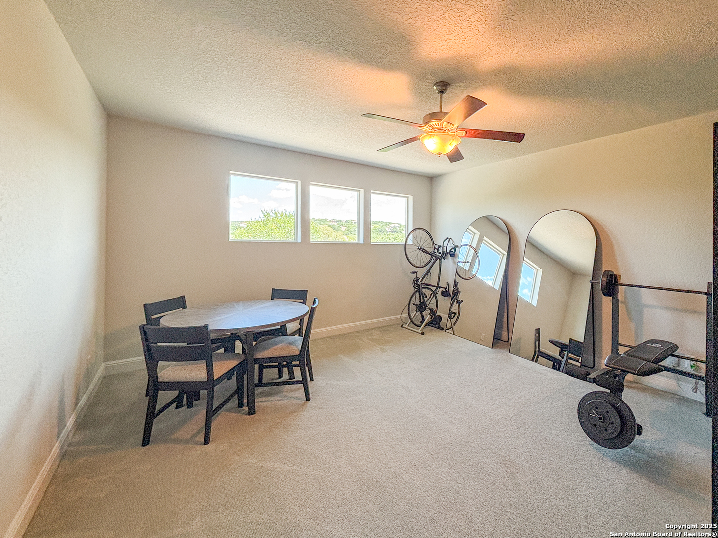 17814 Hillsedge San Antonio TX 78257