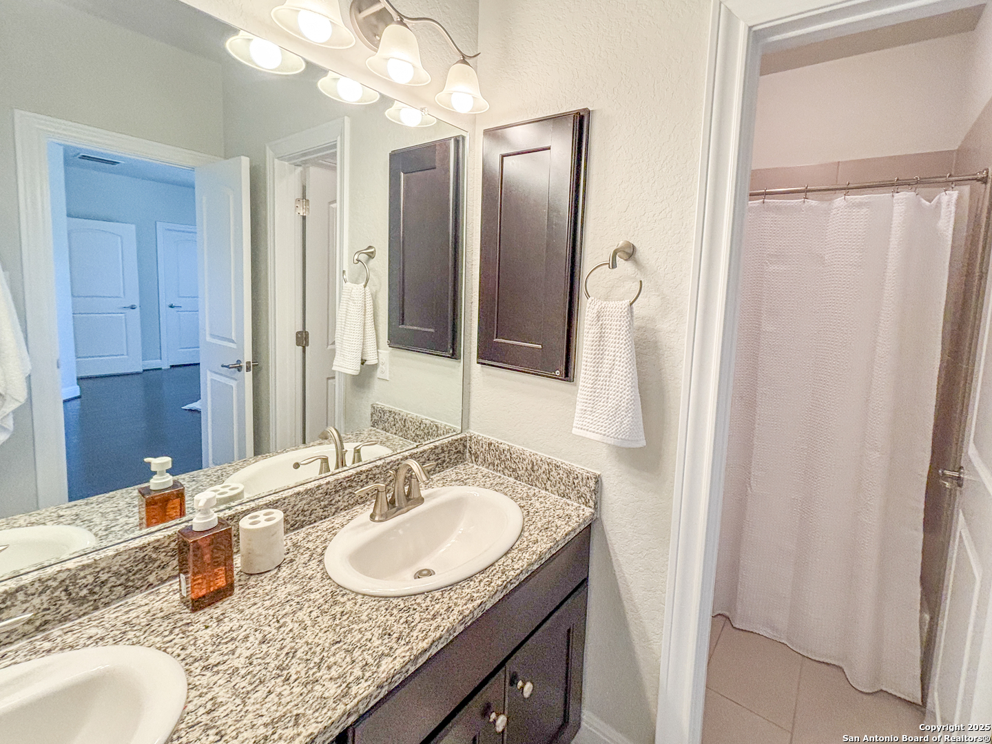 17814 Hillsedge San Antonio TX 78257