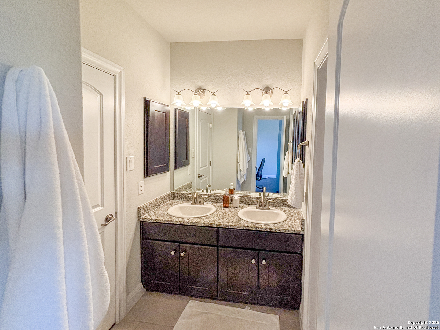 17814 Hillsedge San Antonio TX 78257