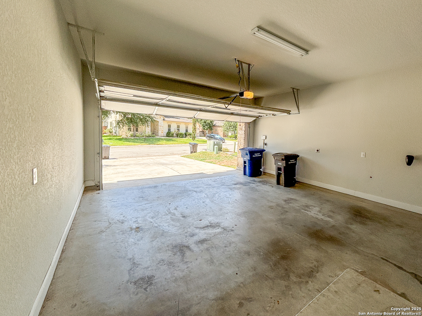 17814 Hillsedge San Antonio TX 78257