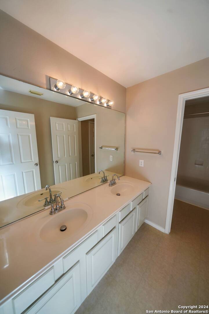4736 Green Bluff Drive Schertz TX 78154