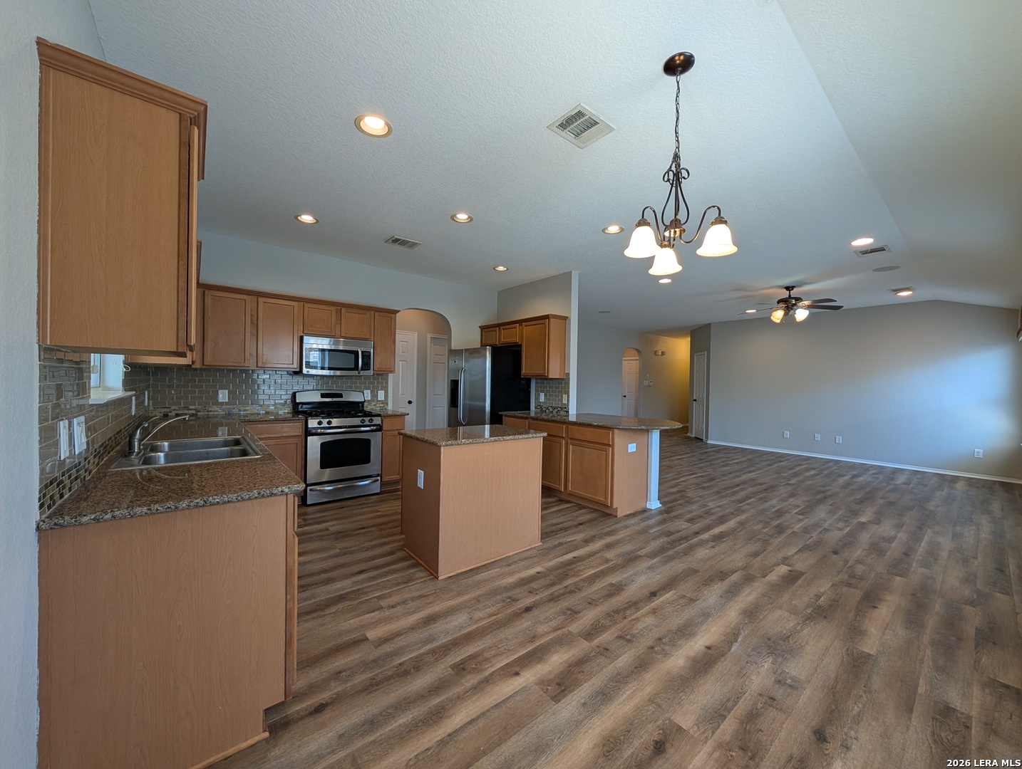 2937 Post Oak Circle New Braunfels TX 78130