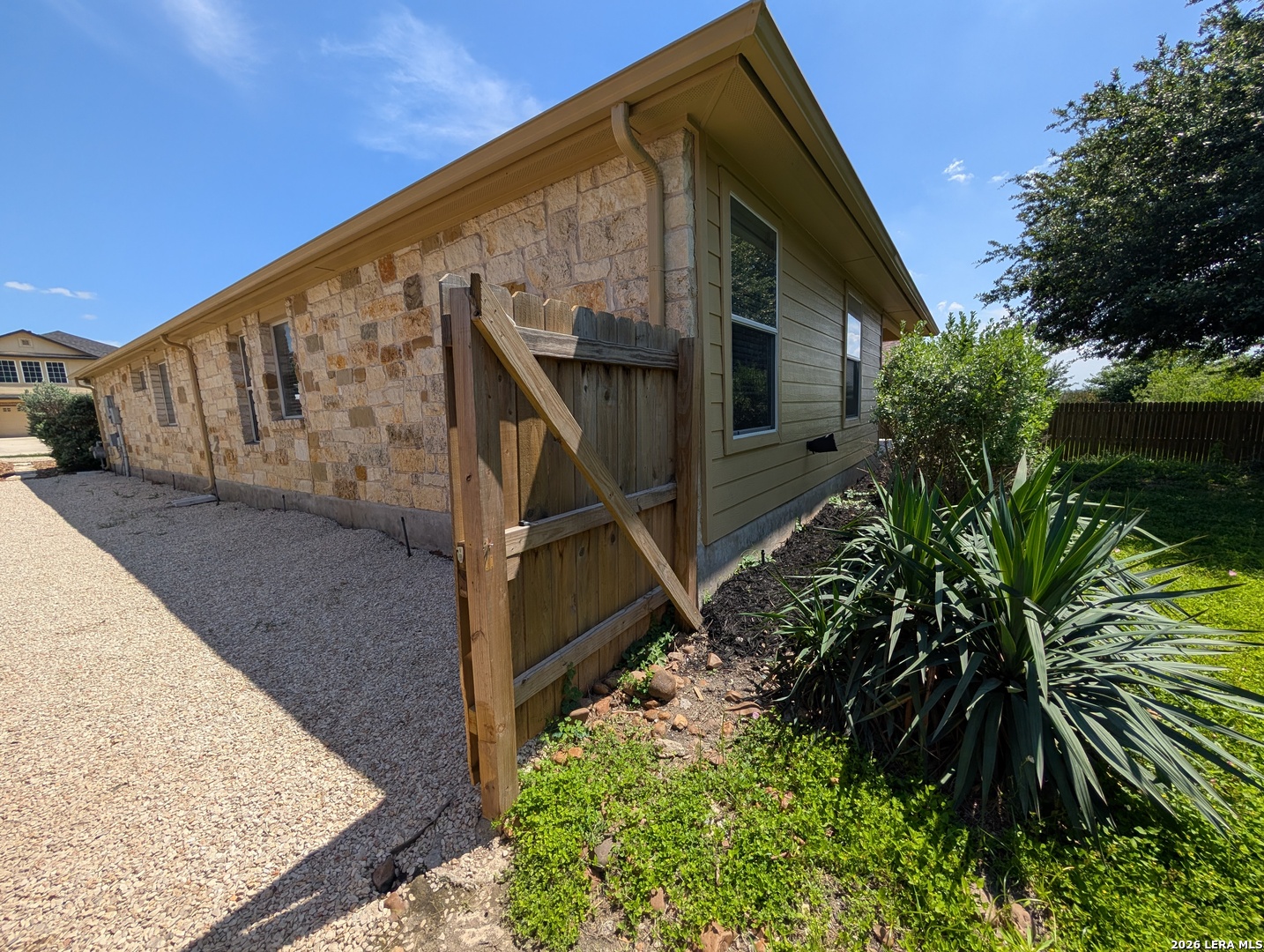 2937 Post Oak Circle New Braunfels TX 78130