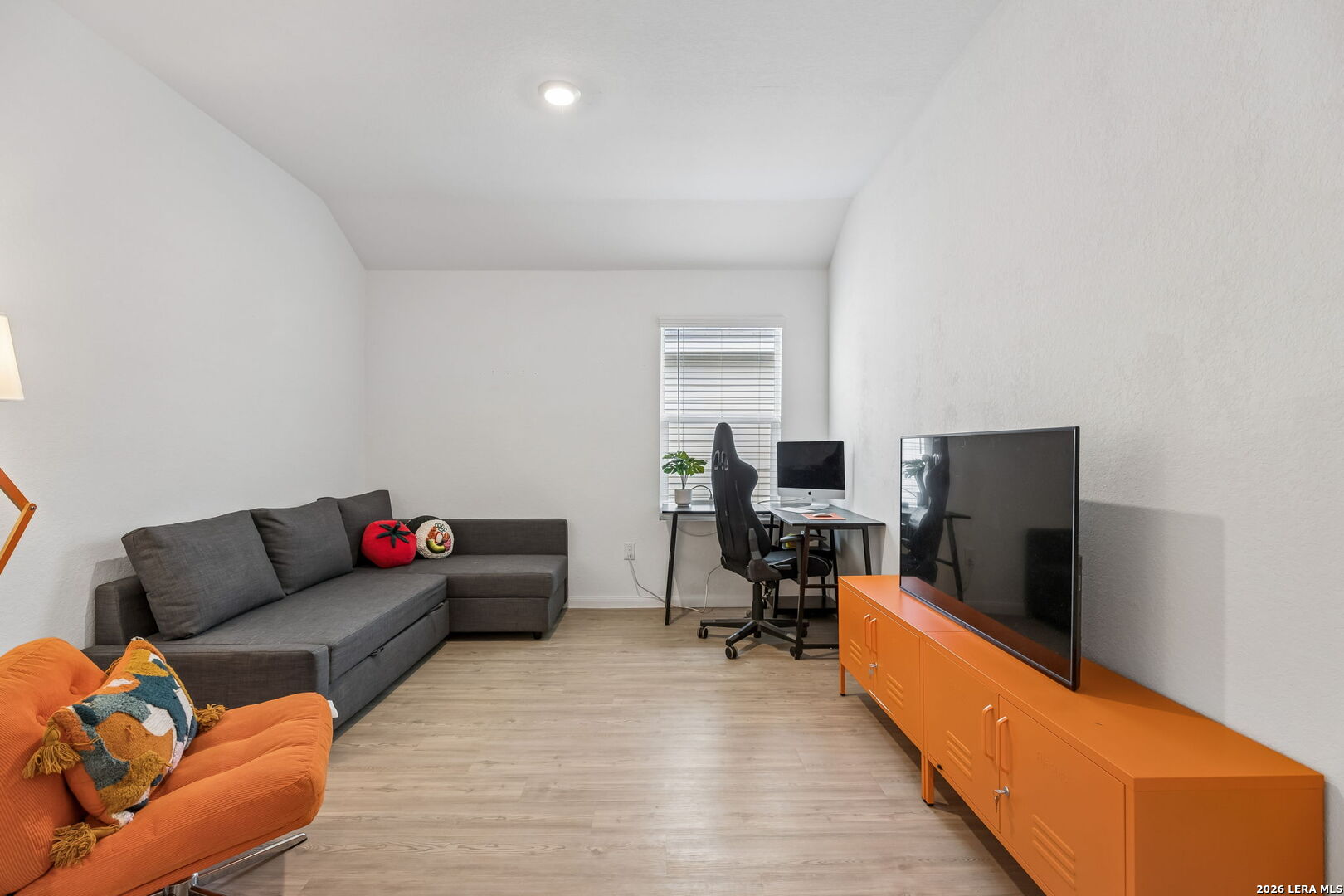634 Bean Bend San Antonio TX 78221