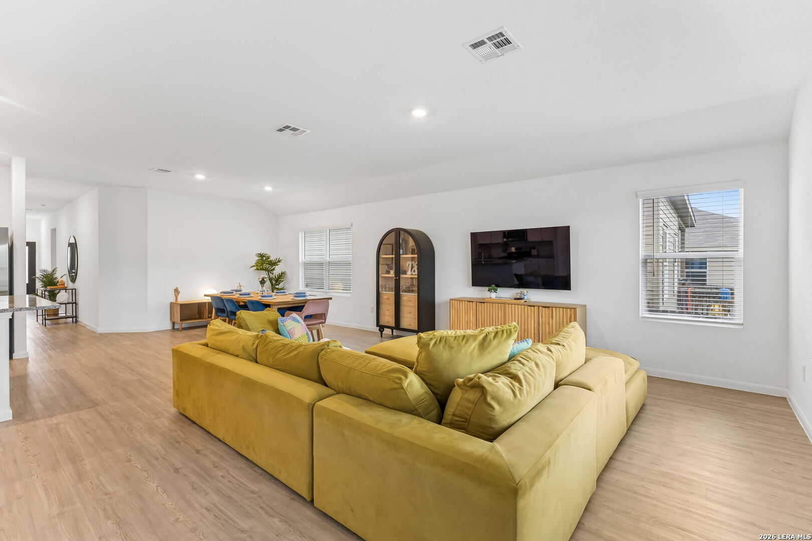 634 Bean Bend San Antonio TX 78221