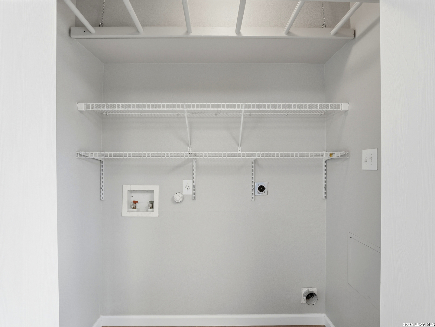 9127 Spiral Woods Universal City TX 78148