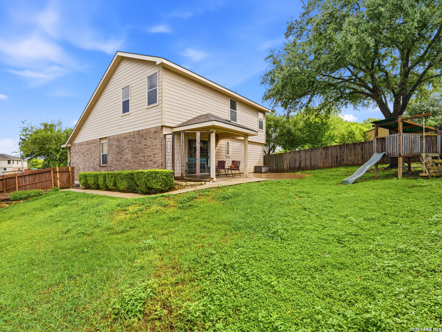 9127 Spiral Woods Universal City TX 78148