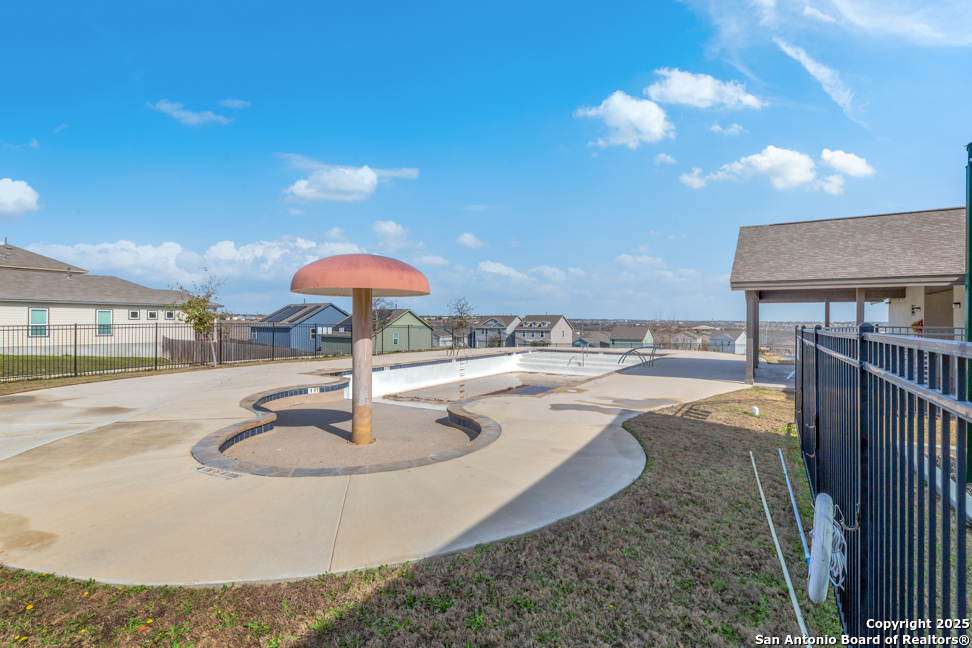 5147 Papalote Garden Converse TX 78109