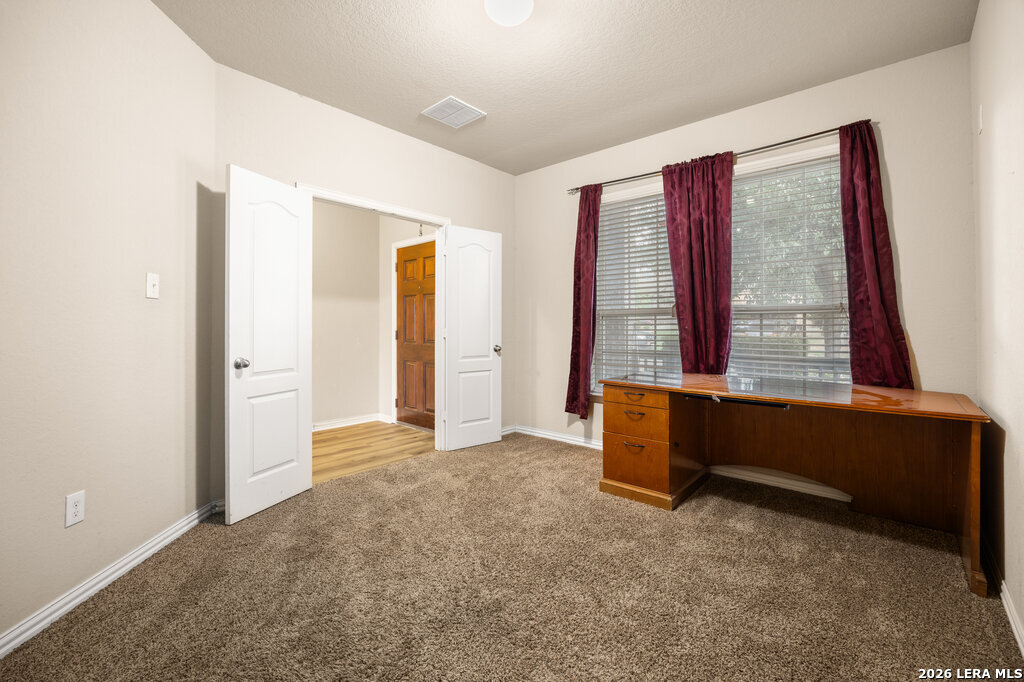 8822 Falcon Park Converse TX 78109