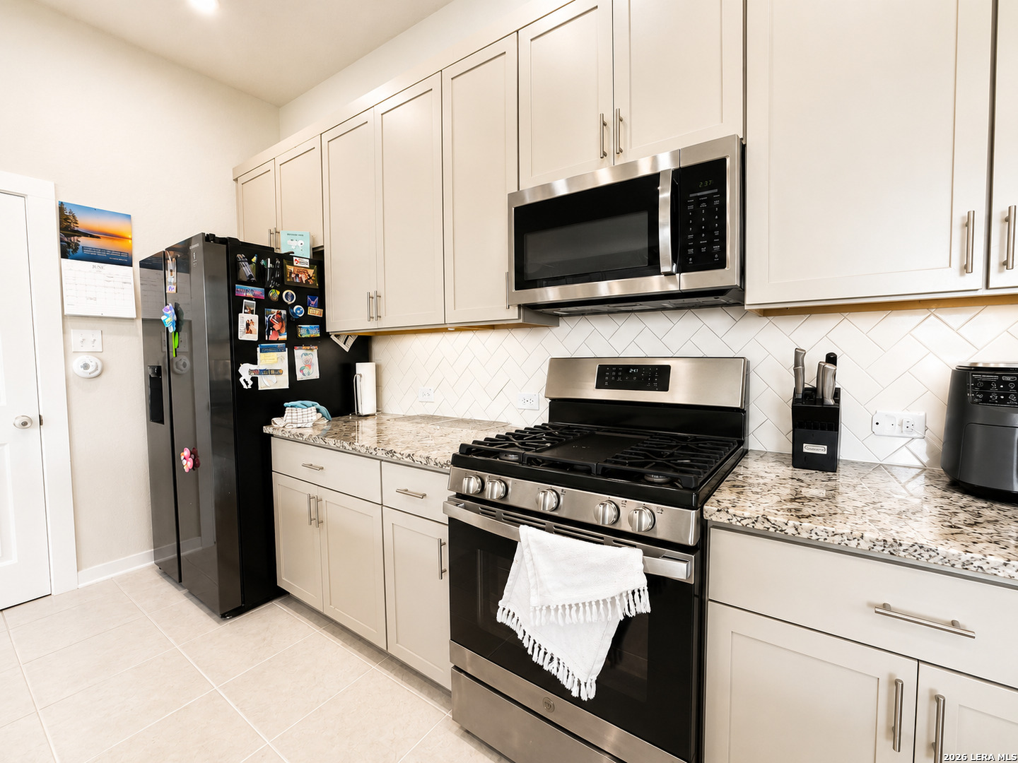 8022 Needle Creek San Antonio TX 78249