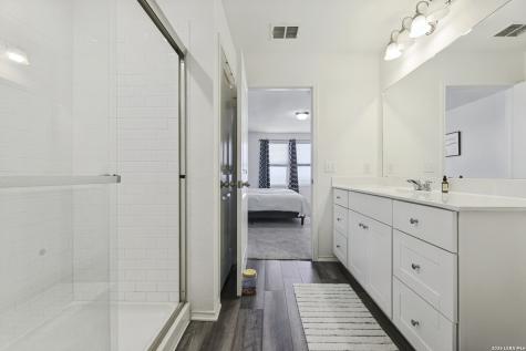 5810 Rue Picasso Converse TX 78109