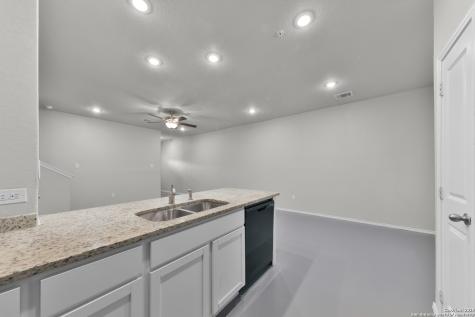 9907 Grove Mist San Antonio TX 78233
