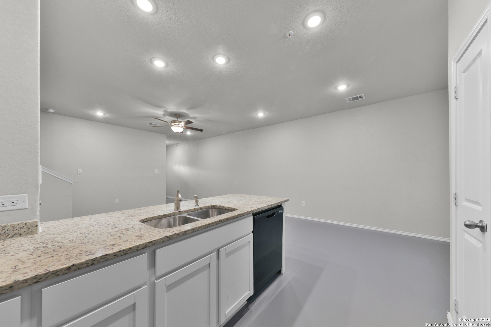 9907 Grove Mist San Antonio TX 78233
