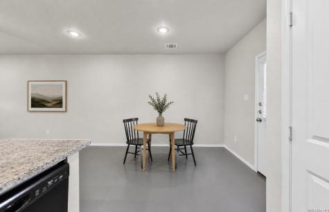 9907 Grove Mist San Antonio TX 78233