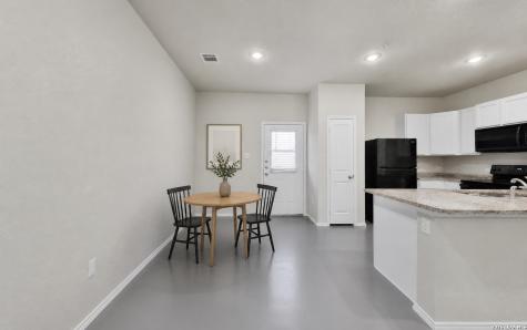 9907 Grove Mist San Antonio TX 78233