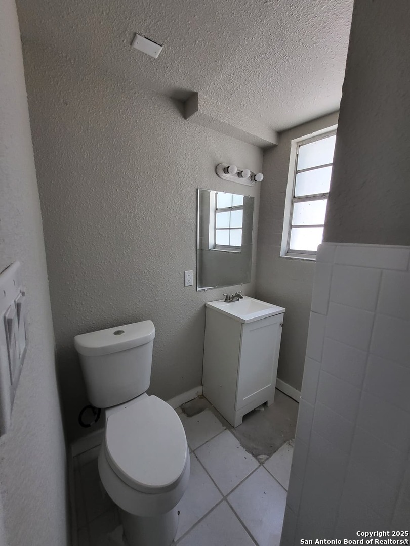 2326 Basse Road San Antonio TX 78213