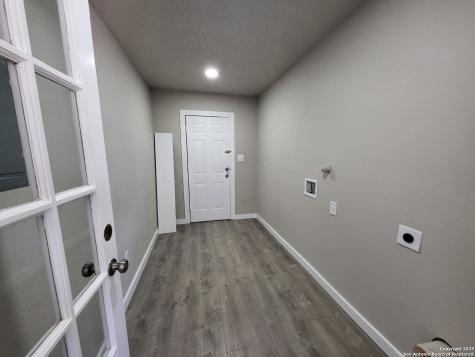 2326 Basse Road San Antonio TX 78213