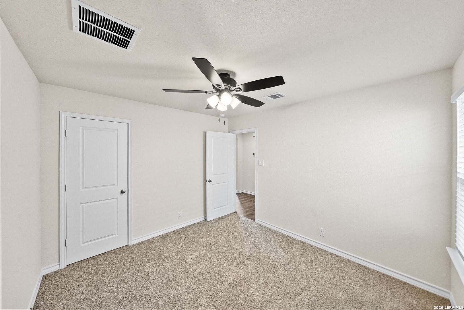 197 Sparrowhawk San Antonio TX 78253