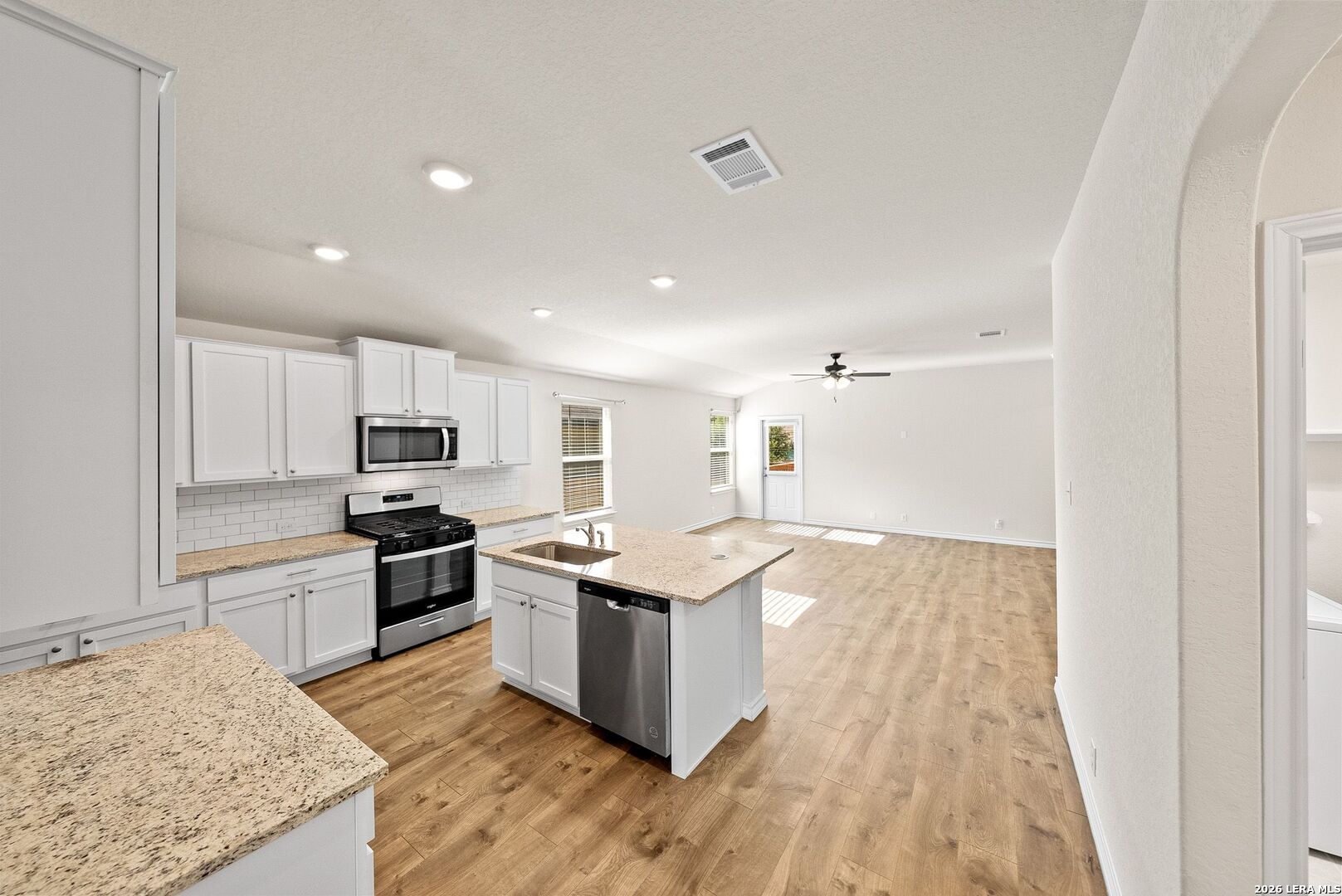 197 Sparrowhawk San Antonio TX 78253