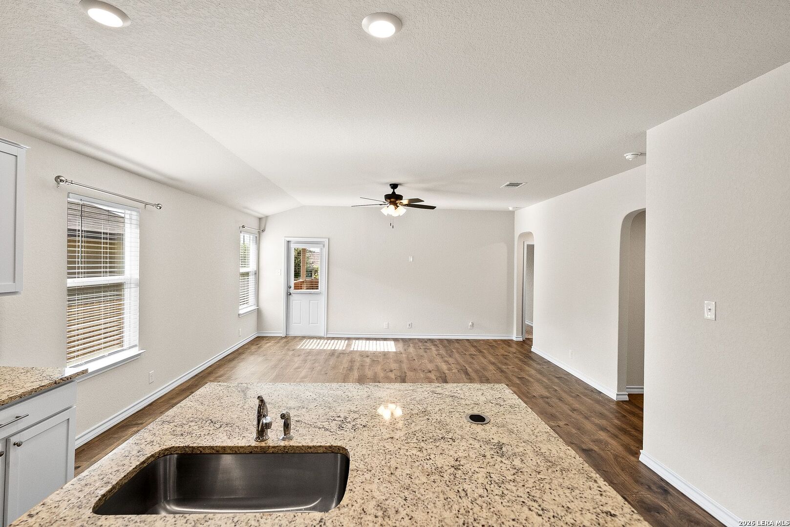 197 Sparrowhawk San Antonio TX 78253
