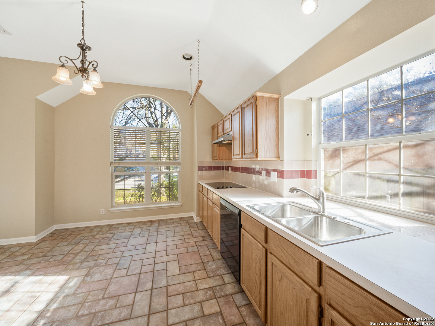 8218 Parkland Hills Drive San Antonio TX 78254