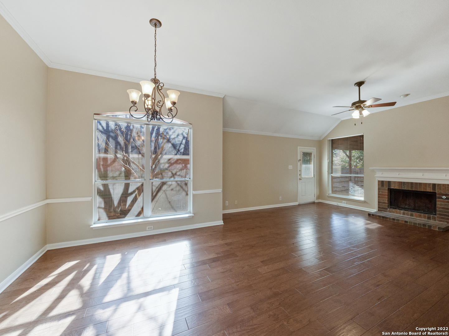 8218 Parkland Hills Drive San Antonio TX 78254