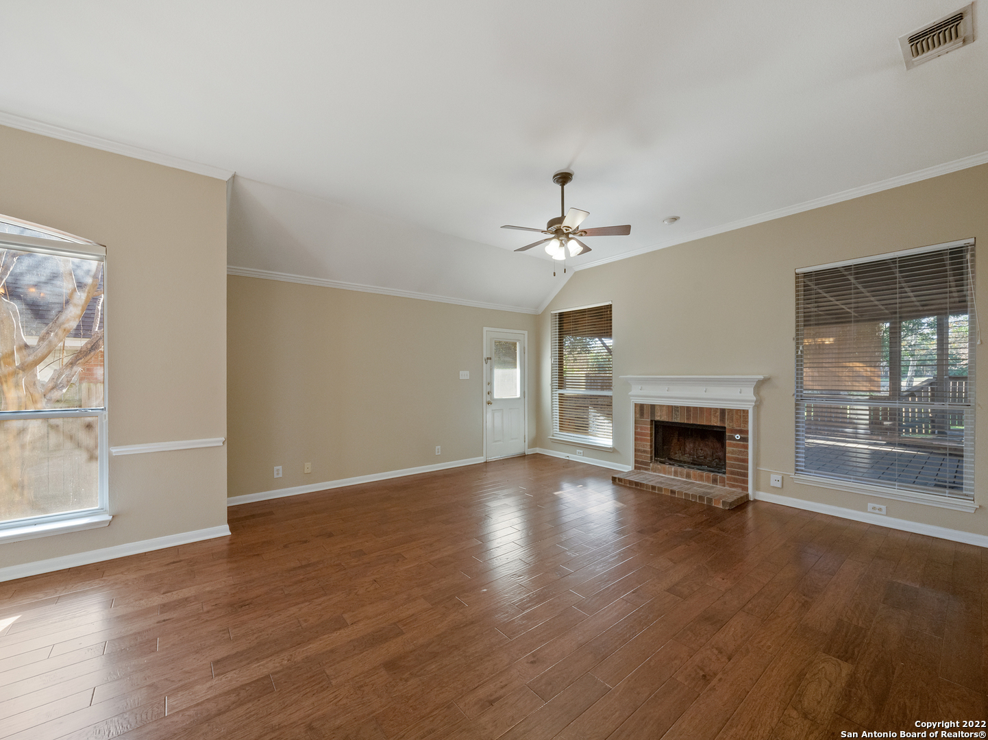 8218 Parkland Hills Drive San Antonio TX 78254