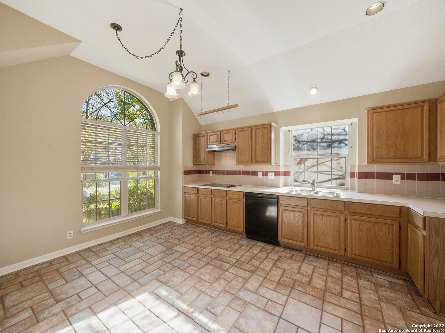 8218 Parkland Hills Drive San Antonio TX 78254